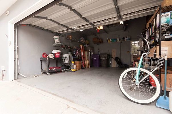 10132 garage3