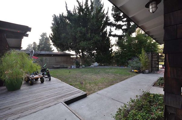 4618 porch