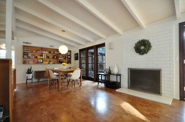4618 dining