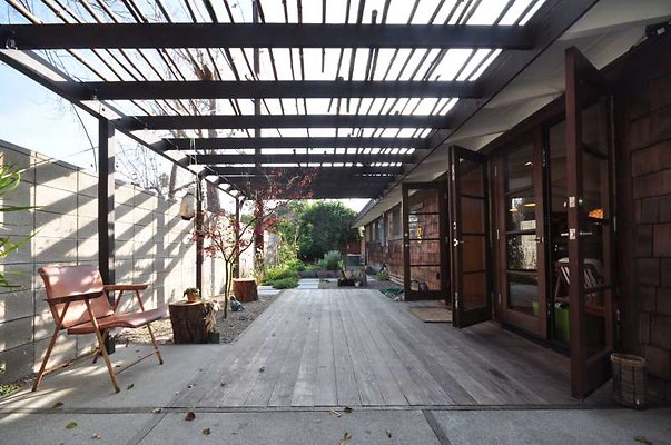 4618 patio