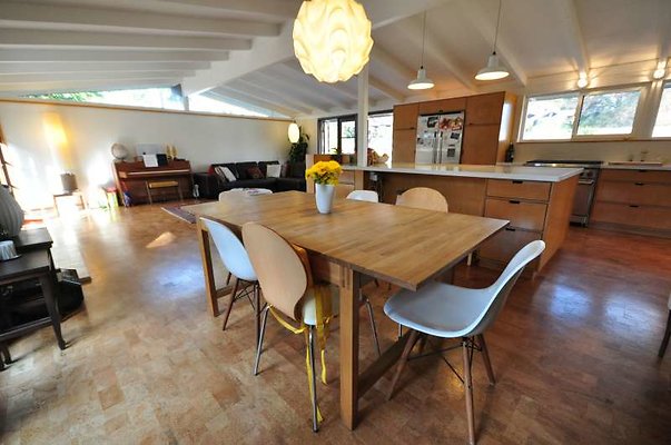 4618 dining3