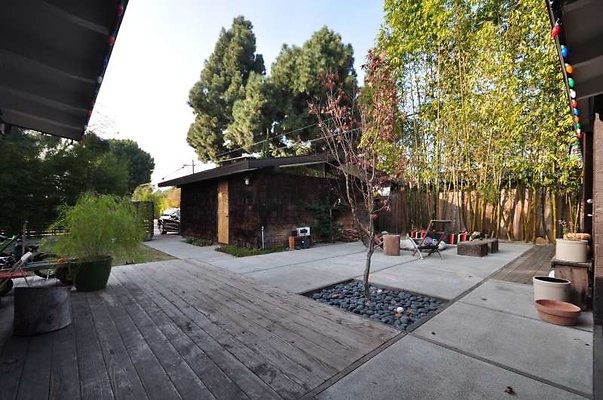 4618 porch2
