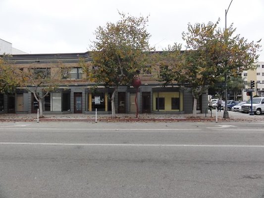 Linden &amp; Broadway NW
