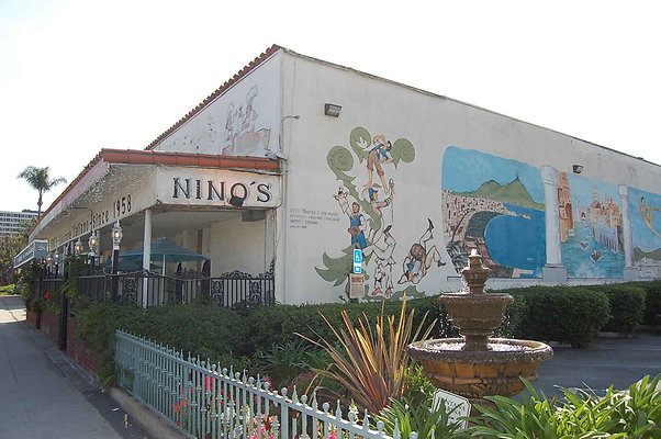 Ninos Restaurant