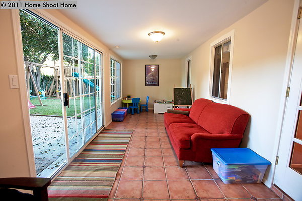 49guest house sunroom