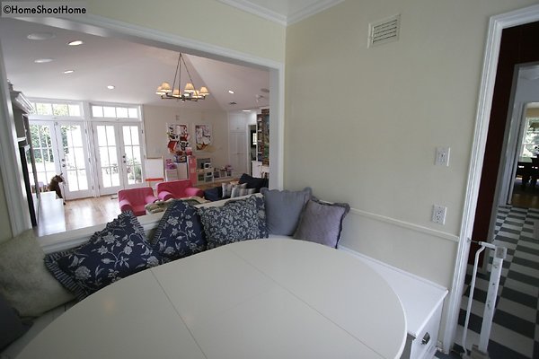 11breakfast room reverse 11breakfast room reverse