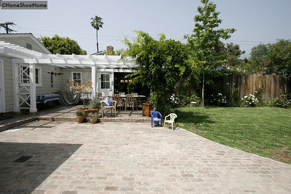 backyard reverse backyard reverse