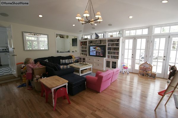 12family room 12family room