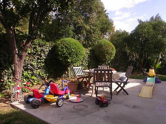 8065 patio