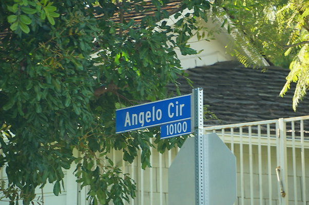 Angelo Circle At Angelo Drive.LA