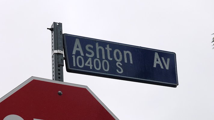 ASHTON AV &amp; HOLMBY AVE