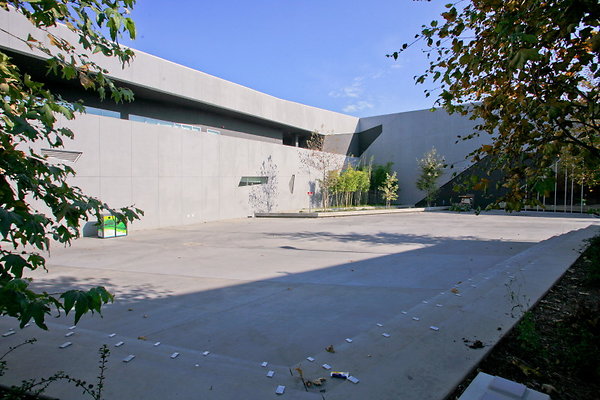 S2 Courtyard 0199 1