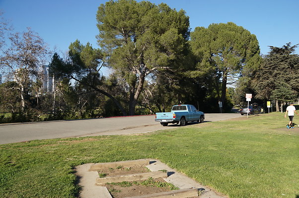 Cheviot.Park.Green.Sidewalk.40