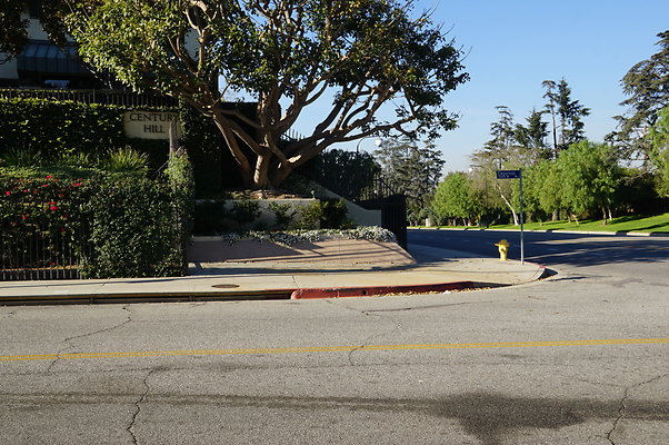 Empyrean.Way.Cent.City.08