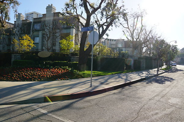 Empyrean.Way.Cent.City.14