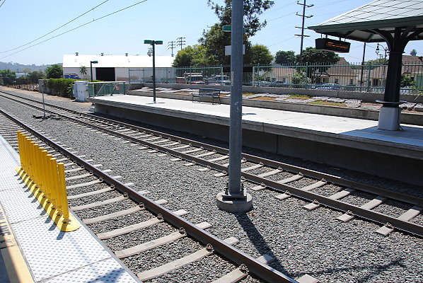 MTA.Gold.Heritage Square Station34