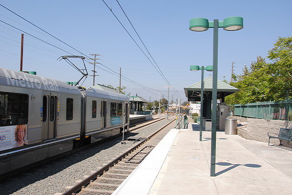 MTA.Gold.Heritage Square Station41