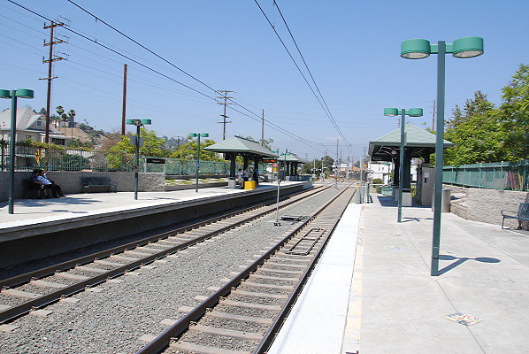 MTA.Gold.Heritage Square Station35