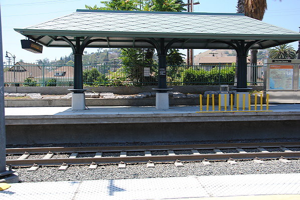 MTA.Gold.Heritage Square Station43