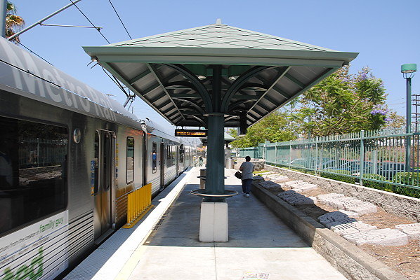 MTA.Gold.Heritage Square Station04