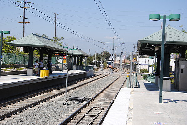 MTA.Gold.Heritage Square Station36