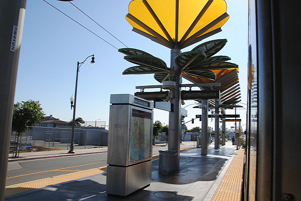MTA.Gold.East LA Civic Center Station13