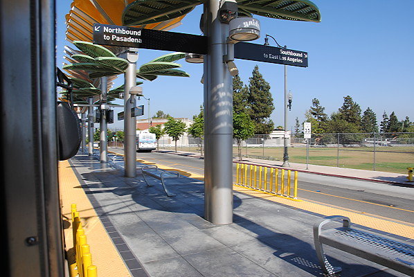 MTA.Gold.East LA Civic Center Station06