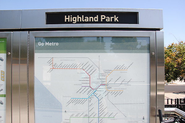 MTA.Gold.Highland Park Station37 MTA.Gold.Highland Park Station37