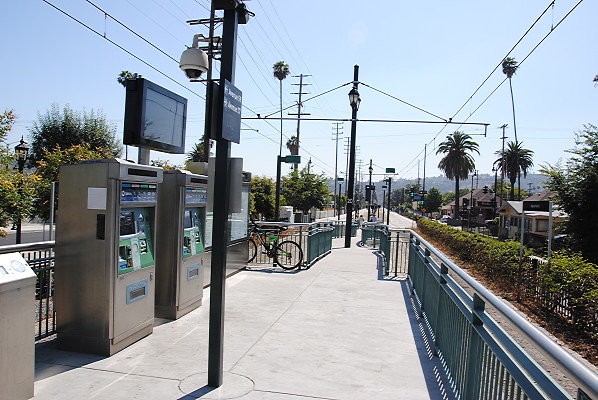 MTA.Gold.Highland Park Station33 MTA.Gold.Highland Park Station33