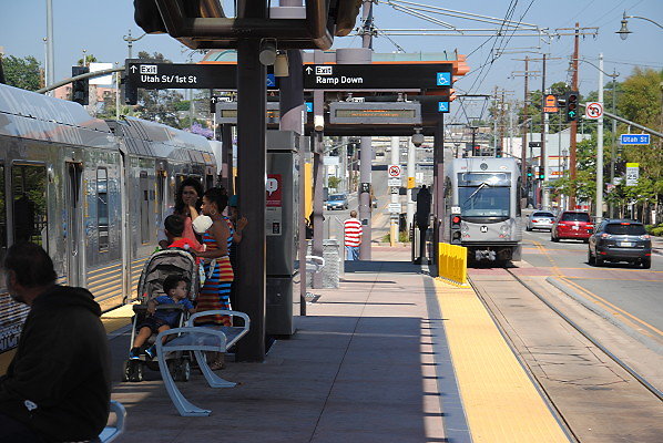 MTA.Gold.Pico.Aliso Station25