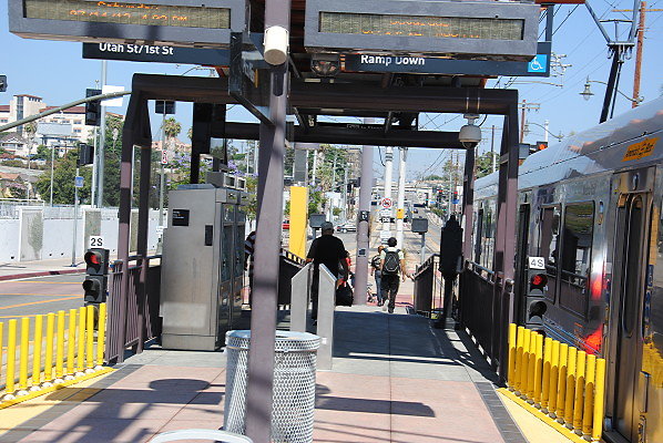 MTA.Gold.Pico.Aliso Station11