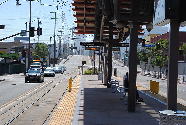 MTA.Gold.Pico.Aliso Station19