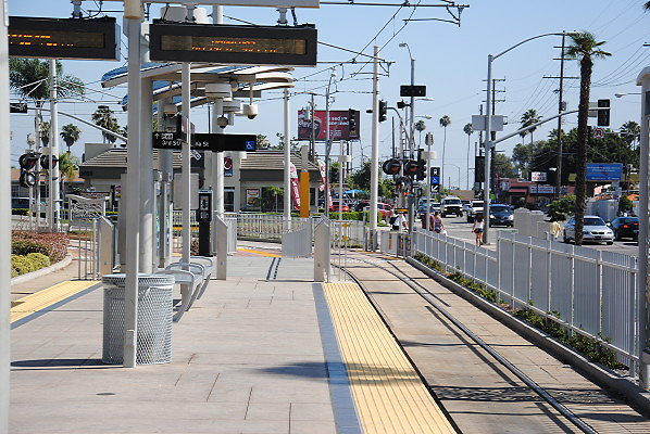 MTA.Gold.Indiana Station32