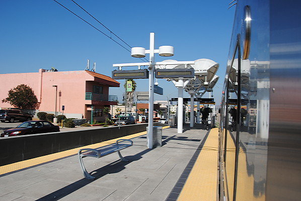MTA.Gold.Maravilla Station06