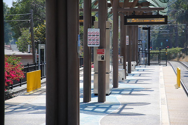 MTA.Gold.SouthWest Museum Station17