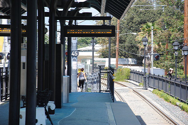 MTA.Gold.SouthWest Museum Station21