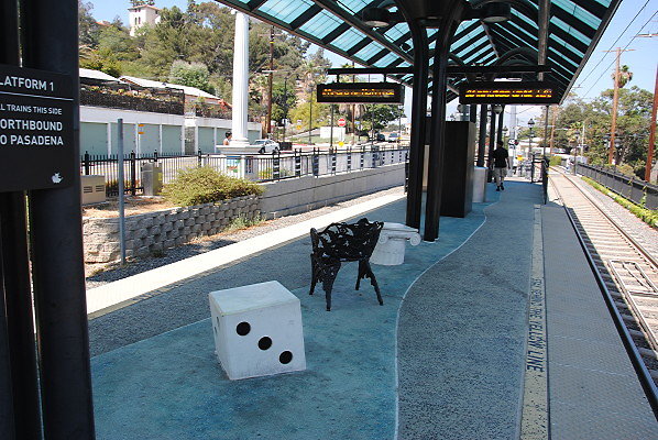 MTA.Gold.SouthWest Museum Station10