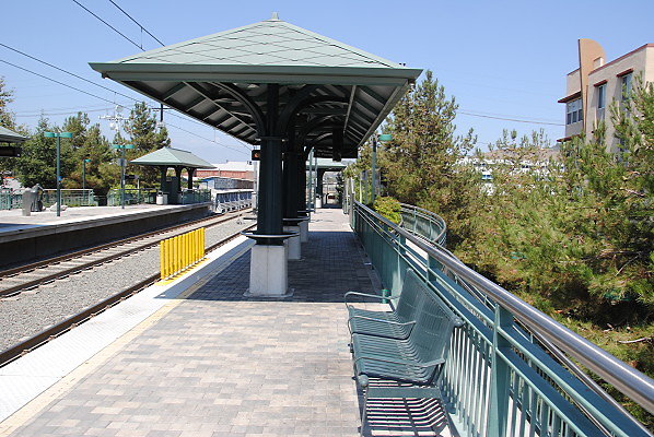 MTA.Gold.Lincoln.Cypress Station18
