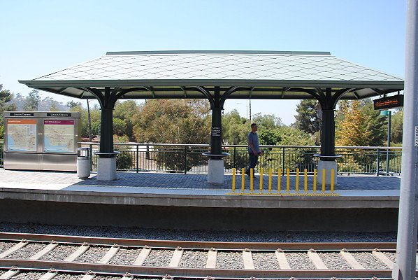 MTA.Gold.Lincoln.Cypress Station13
