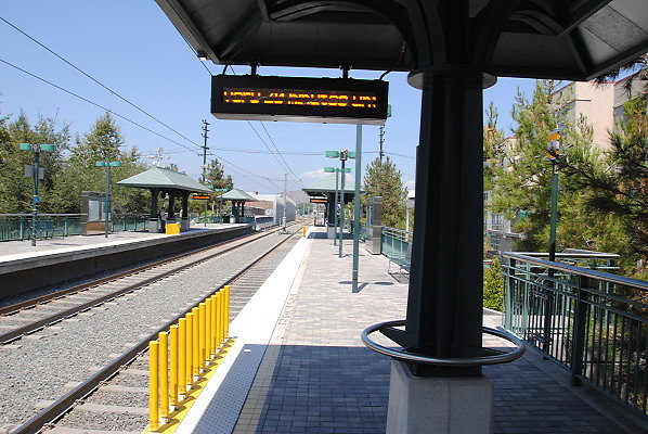 MTA.Gold.Lincoln.Cypress Station15