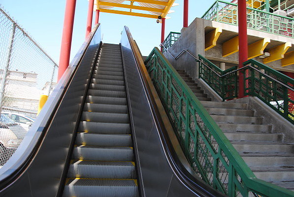 MTA.Gold.Chinatown Station02