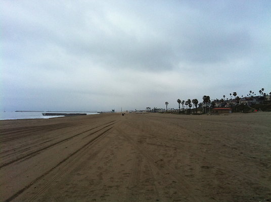 Dockweiler Beach near LAX 32