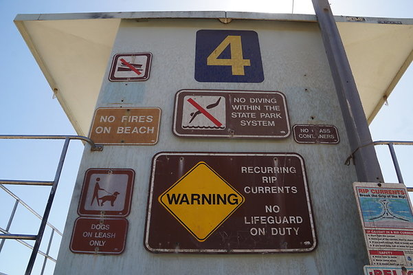 Leo.Carrillo.SB.Sandy.77
