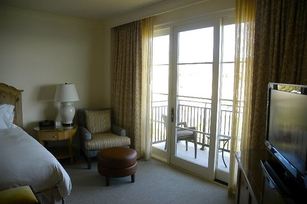 Guest Room 4128 .06