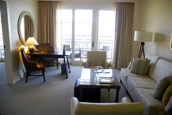 Guest Room 4128 .02