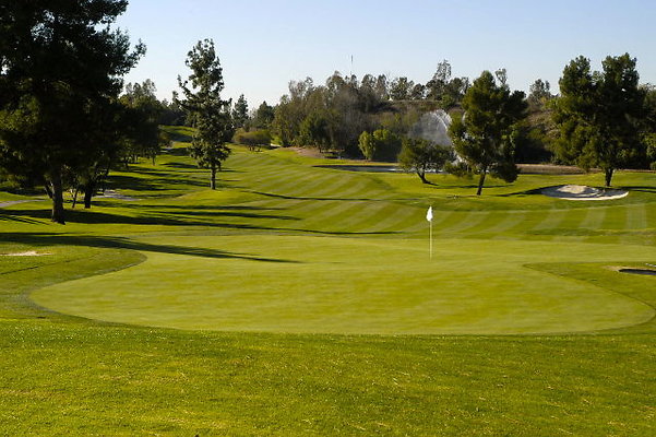 Ike 18th Green.11