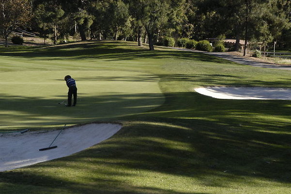 Ike 10th Green.12