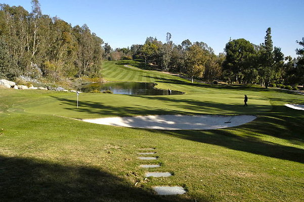 Ike 10th Green.08