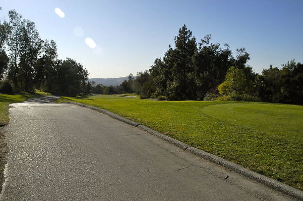 Ike 10th Tee Box.02