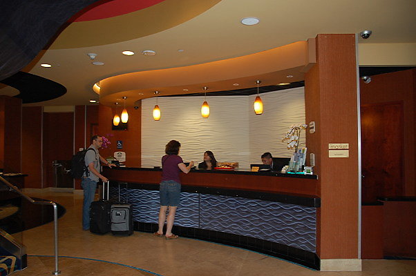 Check In.Courtyard By Marriott Hotel.Culver City